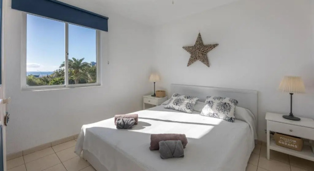 beach at 250 m, ocean view, 2 bedrooms, Wi-Fi, Забронировать Отель Отели Канарских островов с бассейном, Бассейн