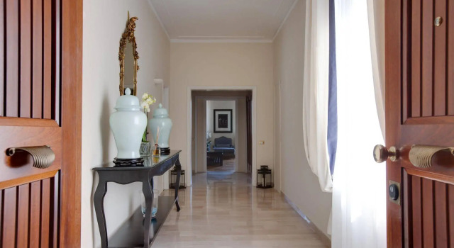 Kometa Suites & Apartments