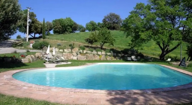 Коттедж Tuscan Scenic View Stay
