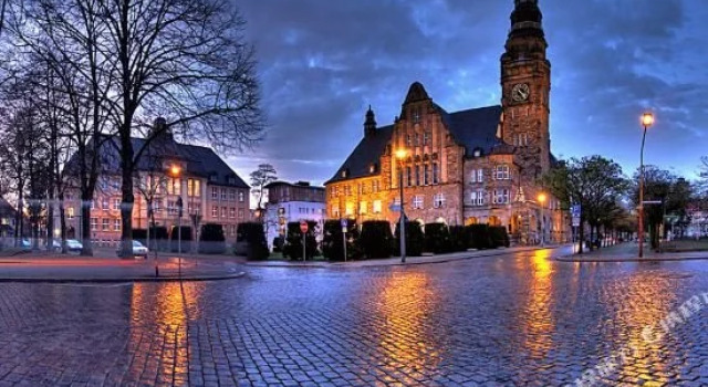 Landhotel Eichenkrug, Buchen Sie Hotel Breese 