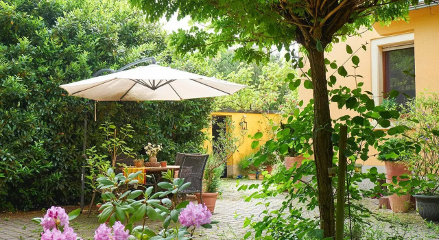 Biggi‘s Bed&Breakfast, Забронировать Отель Флонхайм земля Гессен