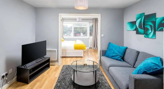 Crawley Pet Friendly 1-Bedroom Apartment, Забронировать Апартаменты/квартира Апартаменты Исторического графства Суссекса, Апартаменты/квартира