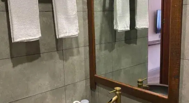 Xishuangbanna Jinghong Plum Blossom Courtyard Hotel (Poshui Square Branch)