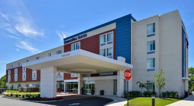 Кровать в общем номере SpringHill Suites by Marriott Voorhees Mt. Laurel/Cherry Hill