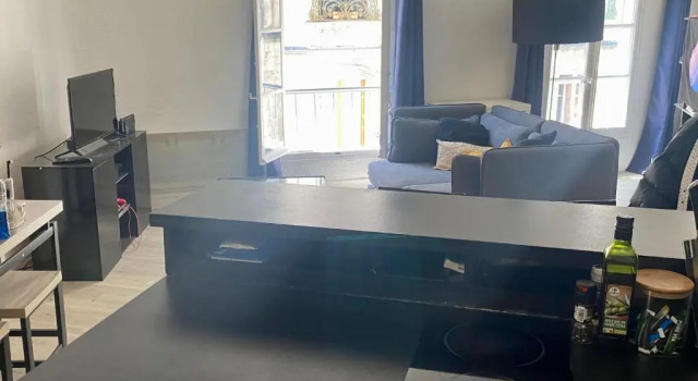 Le Cocon d'Avignon - T2 Duplex 40m2 - Centre historique PARKING WIFI - Intra muros, Забронировать Апартаменты/квартира Отели Авиньона с парковкой, рядом с Филипп Ле Бел Тауэр, Парковка