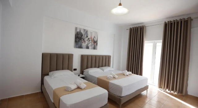 Трёхместный номер Comfort Hotel de Ksamil