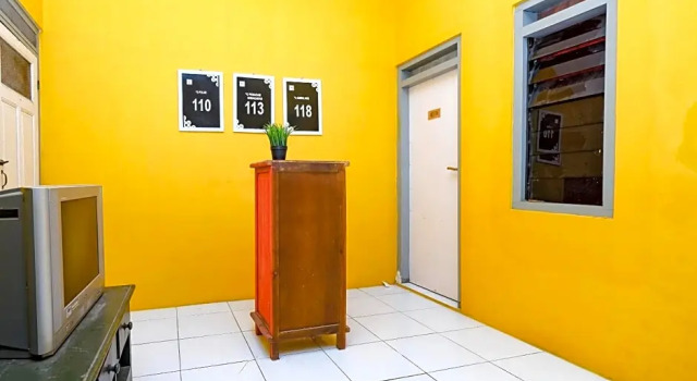 OYO Life 2867 Kos Kuning