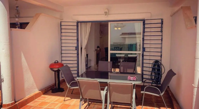 Коттедж Fantastic 3-Bedroom Holiday Home including Tennis and Pool Near Golf Course