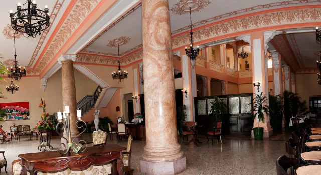 Hotel E Velasco, Book Hotel Hotels in Matanzas with Parking, Parking