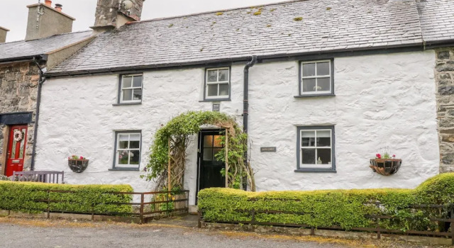 Bryn Conwy, Book Feriehus Yspytty-Ifan Gwynedd