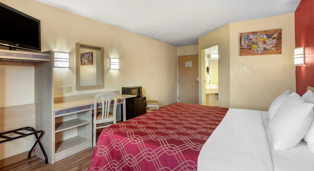Двухместный номер Standard Econo Lodge Belle Fourche