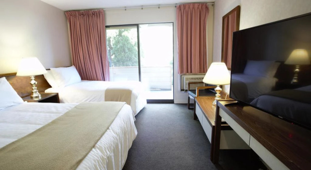 Recreation Inn & Suites