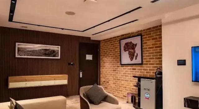 Люкс Deluxe Brickspoint Boutique Aparthotel Asokoro
