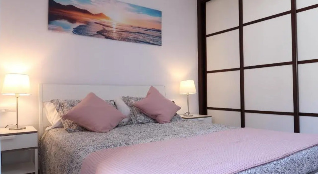 Spacious apartment with large garden in Palm Mar, Book Apartment Hotels in Tenerife with Parking, Parking
