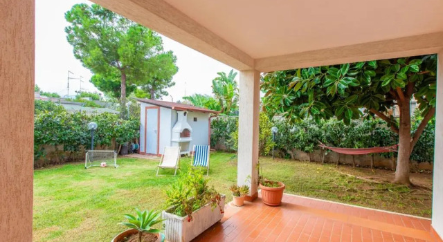 Appartamento prato inglese sinistro Salento, Buchen Sie Ferienwohnung Apartments in Itria-Tal, Ferienwohnung