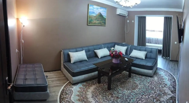 Apartment near Farkhadskiy bazar