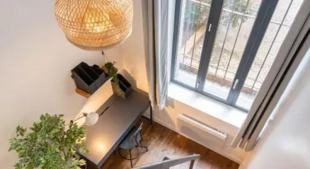 Lille Centre - Beautiful bright apartment 6pax 3BR, Varaa Huoneisto Lille Centre 
