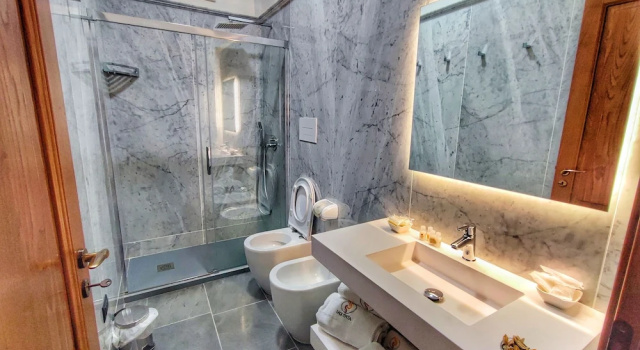 Четырёхместный люкс Premium с балконом и с видом на город Palazzo Iaquinta - Rooms, Restaurant & Wellness