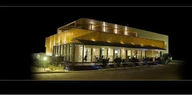 Hotel Vis A Vis
