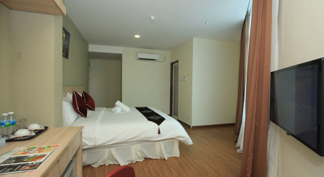 Veer Hotel