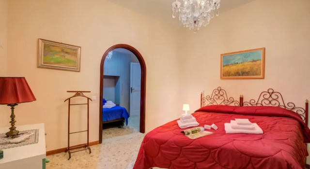 Семейные апартаменты с балконом Villa Alberti Apt Emma 900m from Garda lake with Shared Garden - Happy Rentals