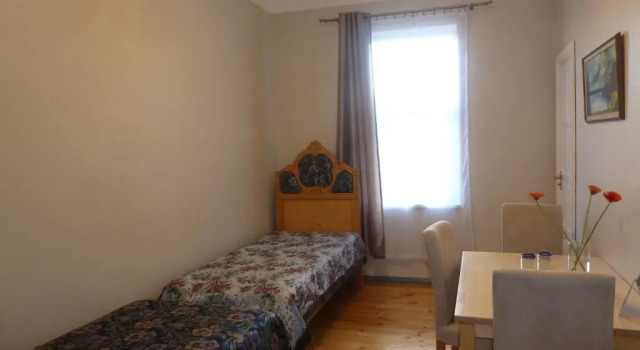 Ezera street apartment 9, Забронировать Апартаменты/квартира Отели Лиепая с парковкой, рядом с Liepaja Theatre, Парковка