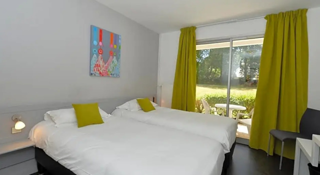 Семейный номер Standard Hotel du Golf St Laurent