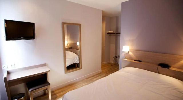 Двухместный номер Comfort Hotel Montchapet