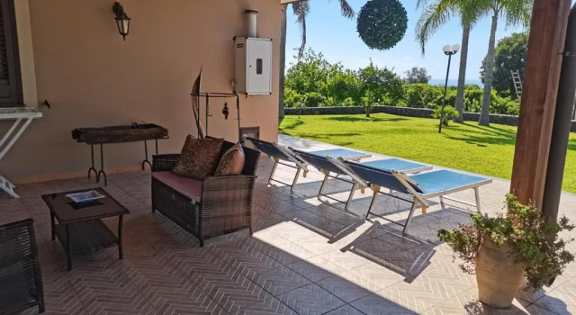 Коттедж с 3 комнатами Profumo di Zagara Acireale