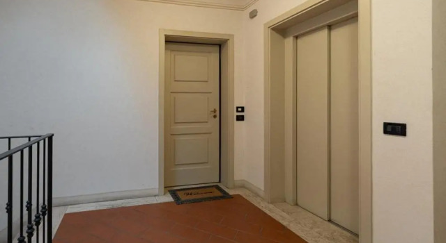 Apartment 10