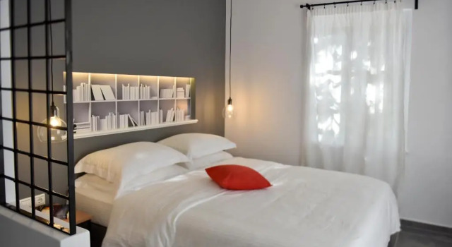 Premium dwuosobowy pokój i balkonem Piteoussa