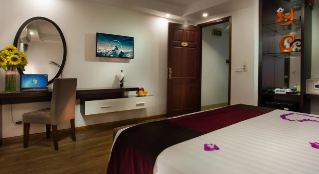 Двухместный номер Deluxe Parklane Central Hanoi Hotel