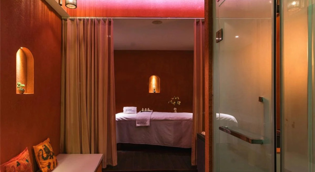 Beijing Youlan hotel, Забронировать Отель Отели Пекина с парковкой, рядом с Торговый комплекс Oriental Plaza, Парковка