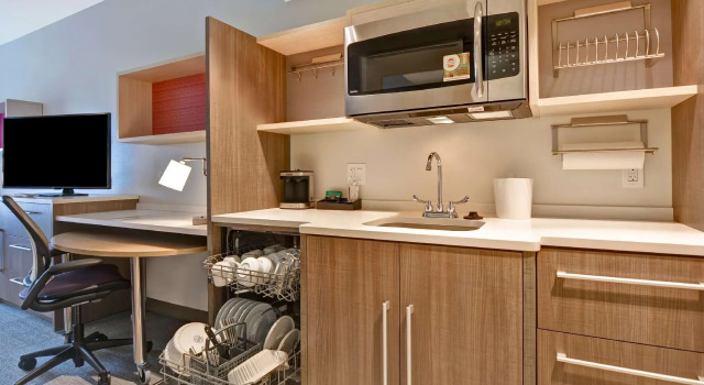 Двухместный люкс c 1 комнатой Home2 Suites By Hilton Naples I-75 Pine Ridge Road