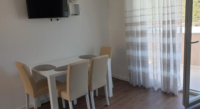 Apartment Pocrnja in Rogoznica