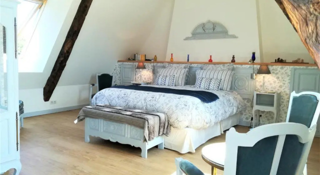 Номер Deluxe Kergroaz Maner Classé 5 épis Table dHôtes Manoir dans parc arboré, spa en plein air Bornes véhicules électriques Petit déjeuner inclus