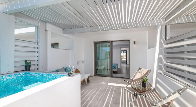 Апартаменты Цокольный этаж Kellys Luxury Apartments