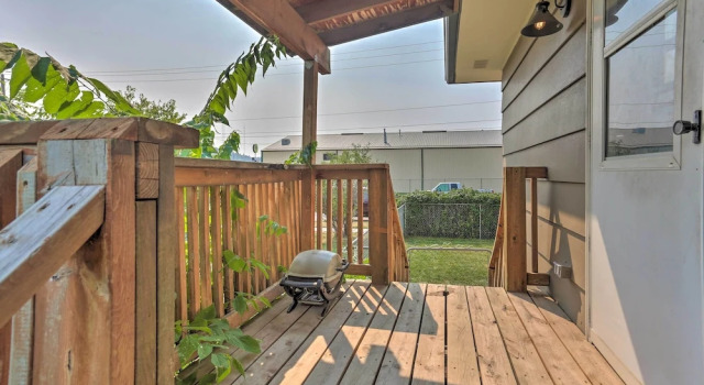 Inviting Rapid City Duplex < 2 Mi to Downtown!, Забронировать Апартаменты/квартира Рапид-Сити Black Hills National Forest, рядом с Sioux San Hospital