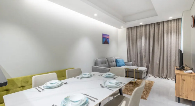 Апартаменты с балконом SuperHost - Comfort 1BR Centurion Onyx Retreat with Balcony