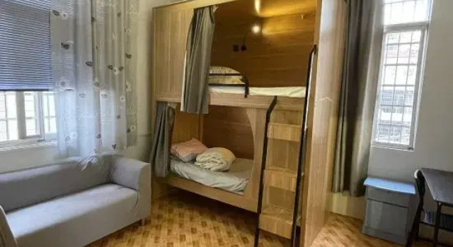 Кровать в общем номере (женский номер) Beihai Misty Youth Hostel