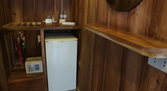 Коттедж с видом на море Antulang Beach Resort