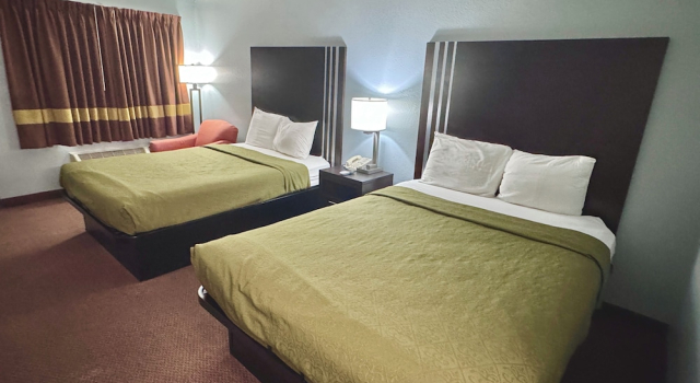 Четырёхместный номер Standard Owensville Inn