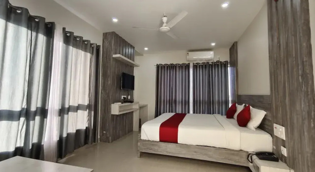 Номер Deluxe Hotel IVY Grand By GRB