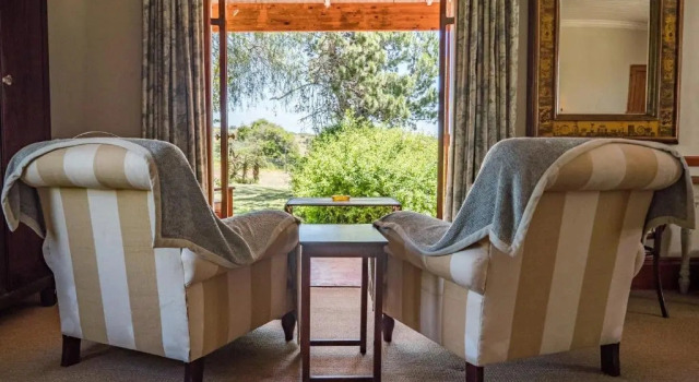 Двухместный семейный люкс Leeuwenbosch Country House - Amakhala Game Reserve