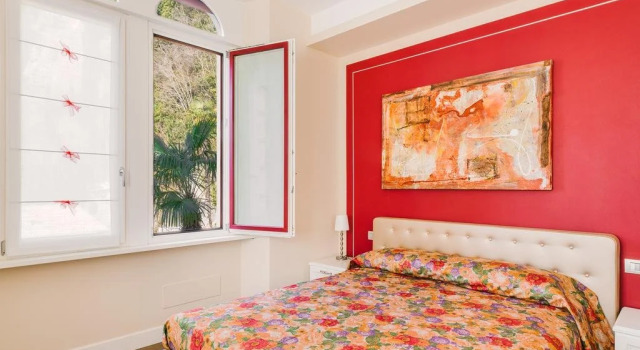 Villa Monti, Buchen Sie Villa Hotels in Comer See mit Pool, Schwimmbad
