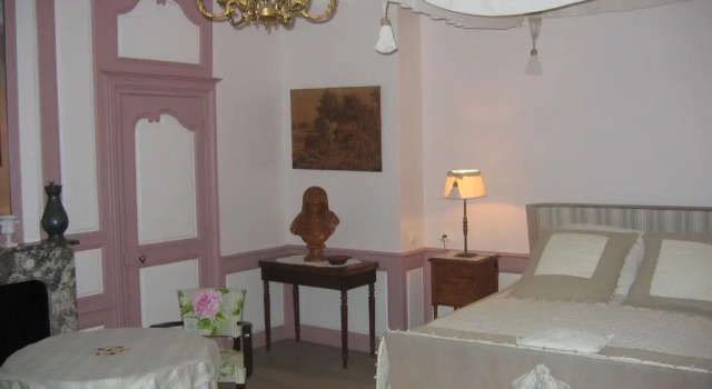 Le Chateau de Failloux, Varaa Hotelli Jeuxey 