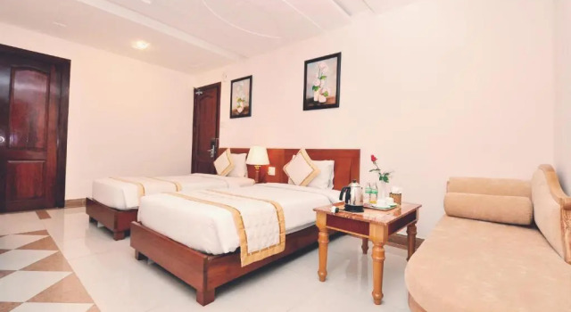 Номер Economy Tan Hoang Long Hotel