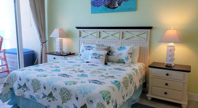 San Carlos 1604 - 3 Br Condo