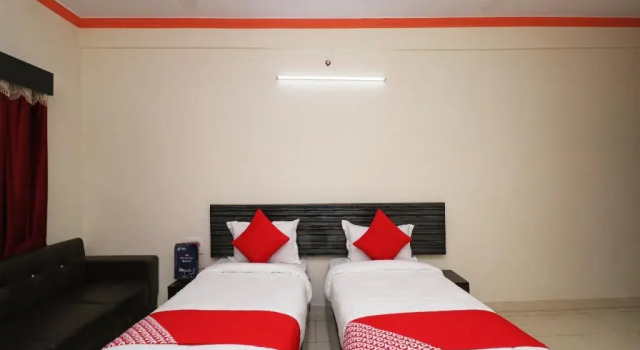 OYO 24654 Hotel Buddha, Забронировать Отель Кушинагар штат Уттар-Прадеш