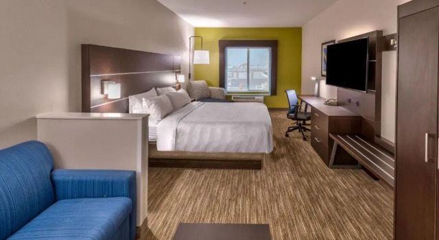 Люкс Holiday Inn Express Hotel & Suites Minden by IHG